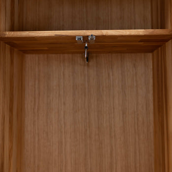 NordicStory Schrank mit 2 Türen aus massiver Eiche Genf, 60 x 45 x 200 cm.