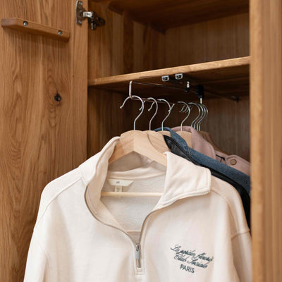 NordicStory Schrank mit 2 Türen aus massiver Eiche Genf, 60 x 45 x 200 cm.