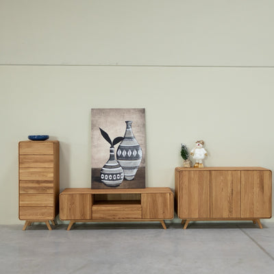 NordicStory Kommode aus massiver Eiche Geneva 1, 50 x 42 x 126 cm.