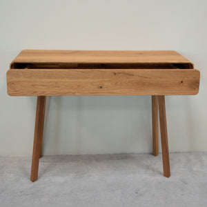 NordicStory Konsolenkommode aus massiver Eiche Genf, 110 x 35 x 80 cm.