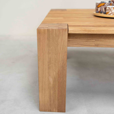NordicStory Couchtisch aus massiver Eiche