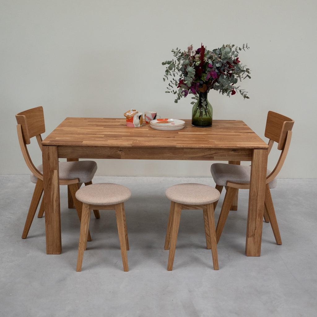 NordicStory 2er oder 4er Pack Massivholz-Esszimmerhocker Diana, gepolstert