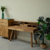 NordicStory Einstein 2 Schreibtisch aus massiver Eiche mit schwebendem Regal 140 x 55 x 106 cm.