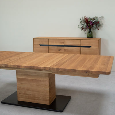 NordicStory Ausziehbarer Esstisch aus massiver Eiche Bremen, 160-250 x 90 x 75 cm.