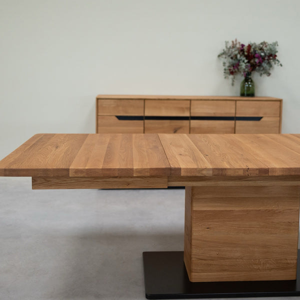 NordicStory Ausziehbarer Esstisch aus massiver Eiche Bremen, 160-250 x 90 x 75 cm.