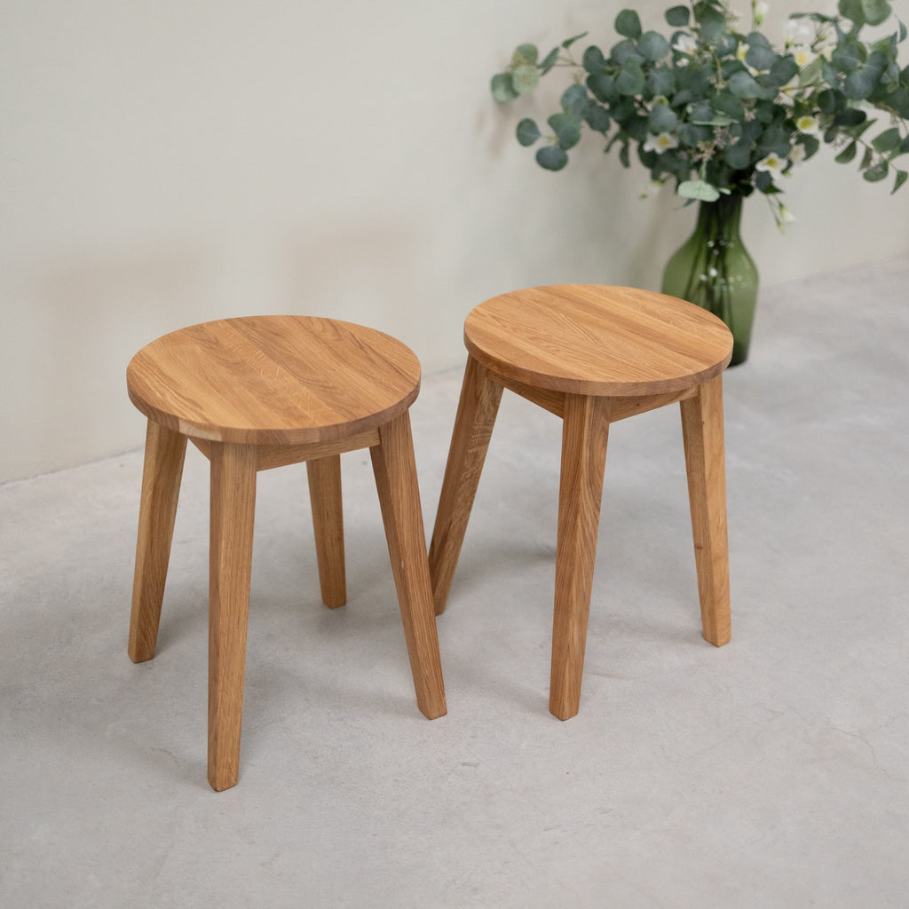 NordicStory 2er oder 4er Pack Massivholz-Esszimmerhocker Diana