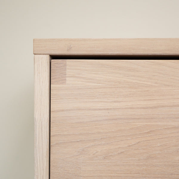 Schuhputzmaschine aus massiver Eiche Arizona | NordicStory
