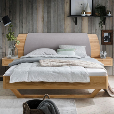 NordicStory "Alina" Bett aus massiver Eiche mit Kopfteil und 2 schwebenden Nachttischen