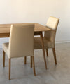 2er- oder 4er-Pack Malaga Esszimmerstühle, Gestell Eiche massiv, Polsterung Beige | NordicStory