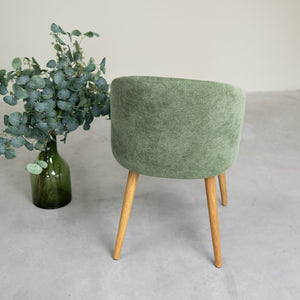 Armlehnstuhl Ana aus massiver Eiche mit Polsterung | VESKOR