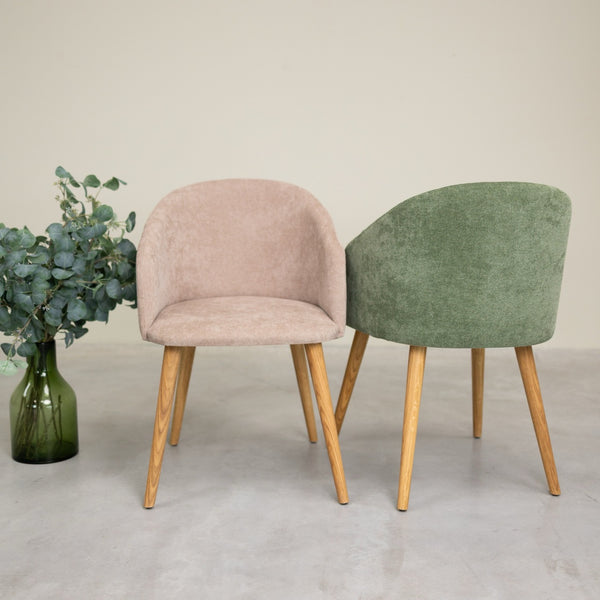 Armlehnstuhl Ana aus massiver Eiche mit Polsterung | VESKOR