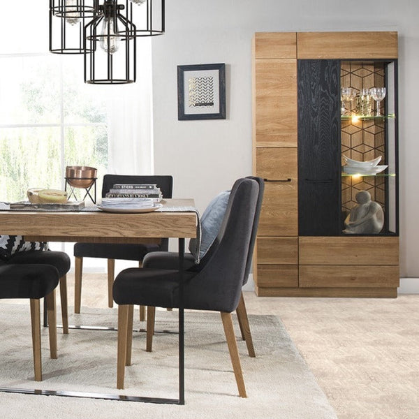 LoftStory Eichenholzvitrine original nordisches Design
