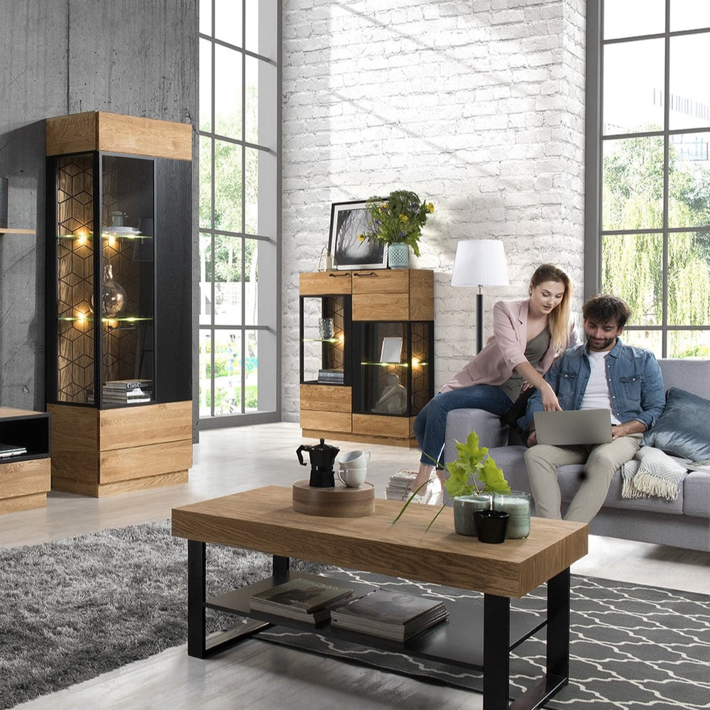 LoftStory Vitrine aus Eichenholz Nordisches Industriedesign