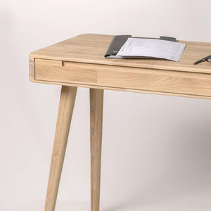 NordicStory Schreibtisch Escandi 110 x 43 x 75 cm. Eiche massiv Skandinavisches Holz 