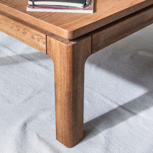 NordicStory Quadratischer Couchtisch aus massiver Eiche modernes rustikales nordisches Design