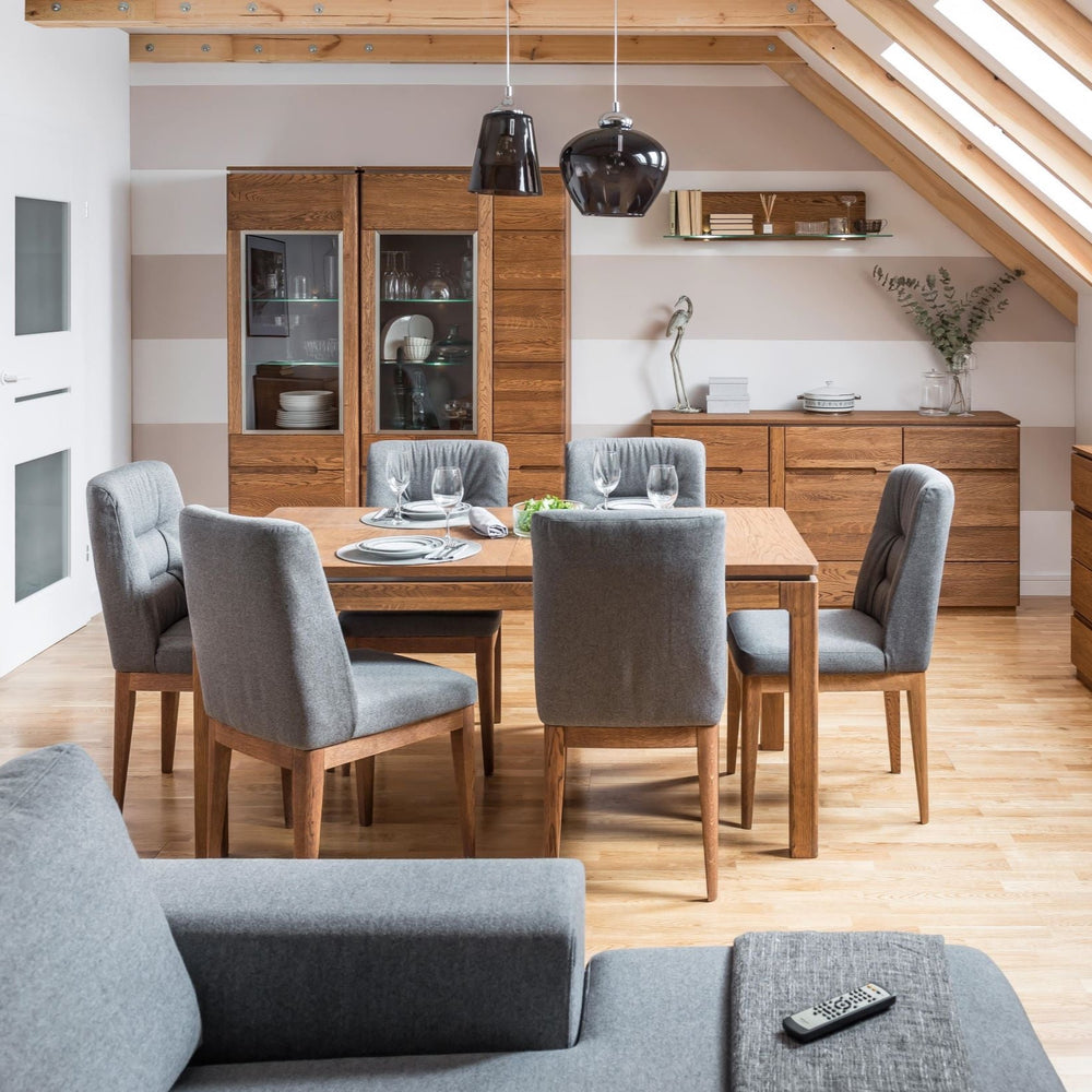 LoftStory Massive Eichenvitrine