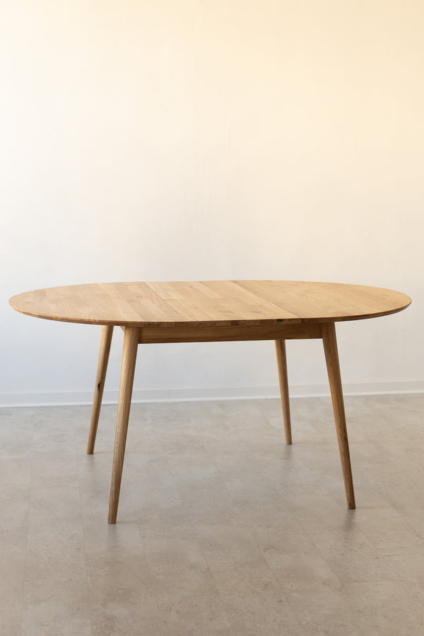 NordicStory Ausziehbarer Esstisch aus massiver Eiche Escandi 4 120-155 x 120 x 75 cm.